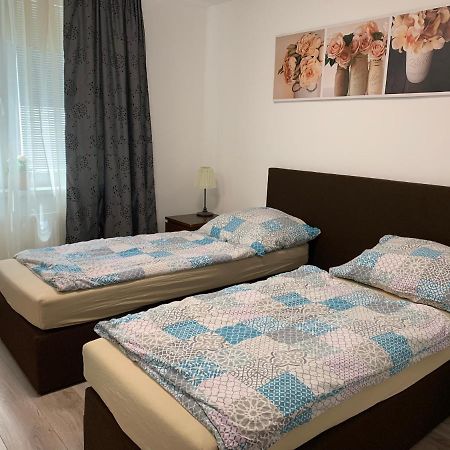Apartament Tt10 Botanicka Trnava Dış mekan fotoğraf