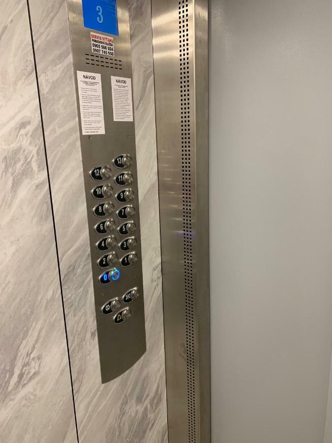 Apartament Tt10 Botanicka Trnava Dış mekan fotoğraf
